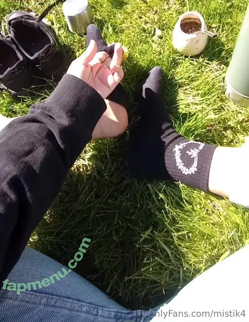 mistik4 nude photo #0039 (mistik4oficial)