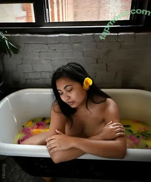  nude photo #0050