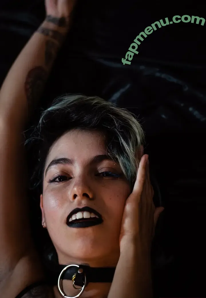 mistress.delirio nude photo #0002 (iamdelirio)