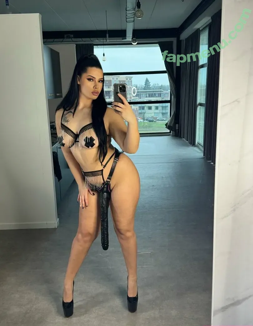 Mistress Nerezza nude photo #0023 (missnerezza)