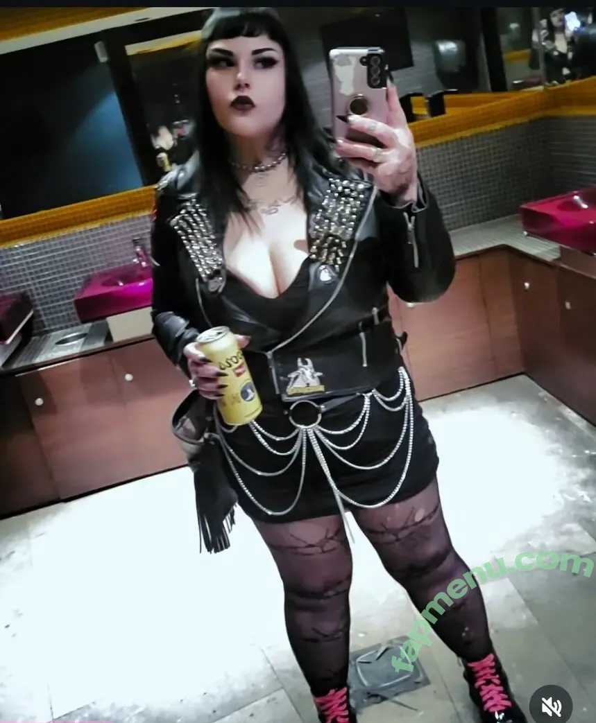 mistress.nocturna.nyx nude photo #0001 (mistress.nocturna.nyx)