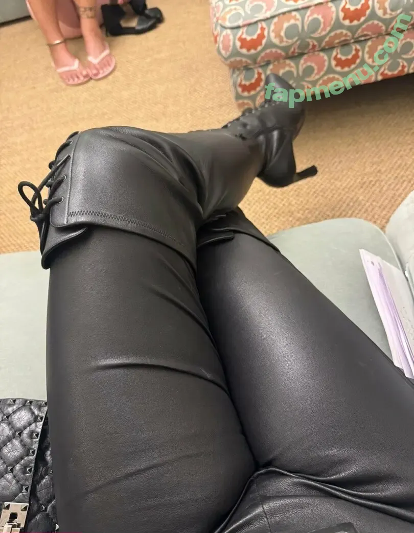 mistress_tess1 nude photo #0056 (mistress_tess1)