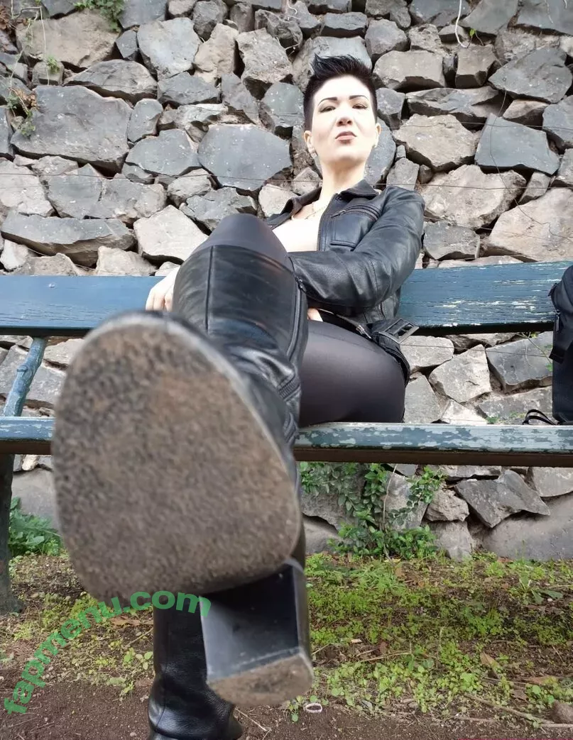 mistressalexandra nude photo #0040 (ms.alexandra.balance)