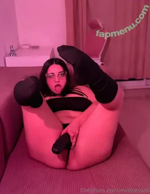 nude photo #0005