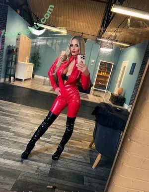 mistressjasminesinclair / jasminesinclair__ nude photo #0006