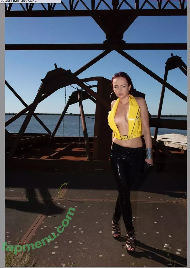 mistresslfatale nude photo #0202 (mistresslfatale)