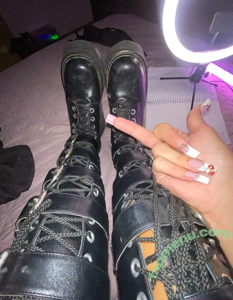 mistresslilith1999 nude photo #0055 (mistresslilith1999)