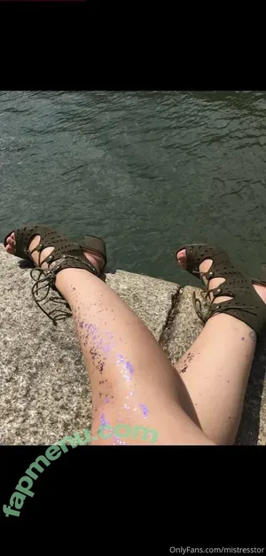  nude photo #0001