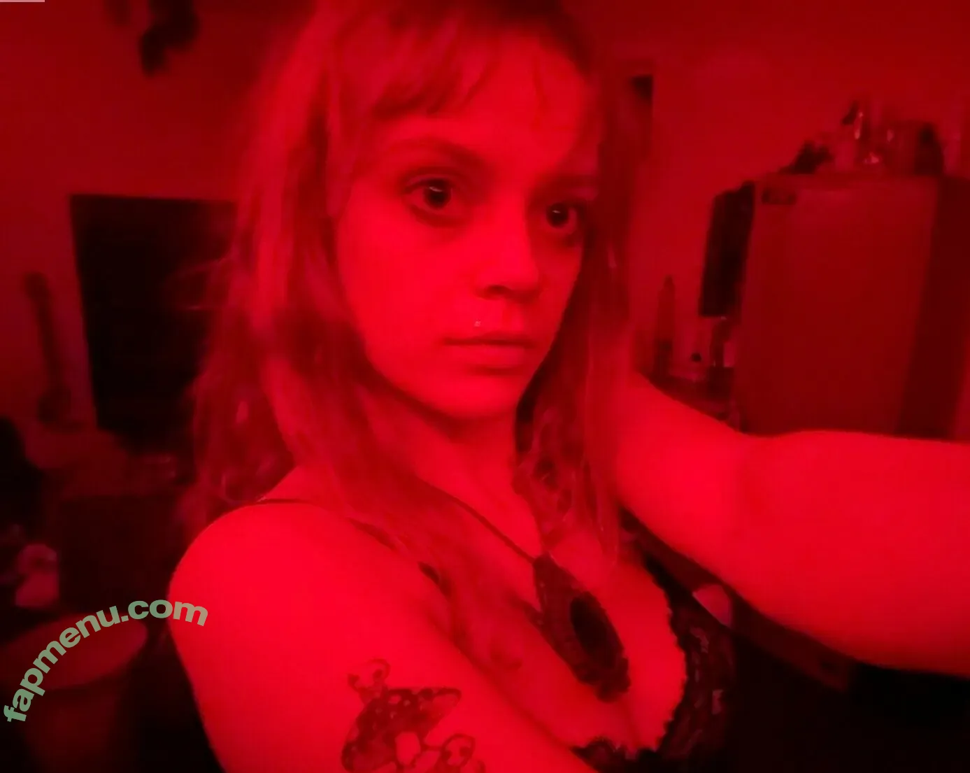 misty_fae nude photo #0002 (misty.fae)