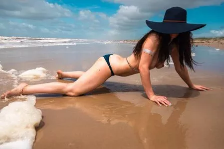 Misty Macallister / mistymacall / mistymacallister nude photo #0001