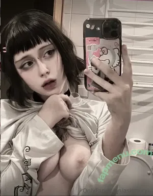 misudxd / mishyxd nude photo #0061