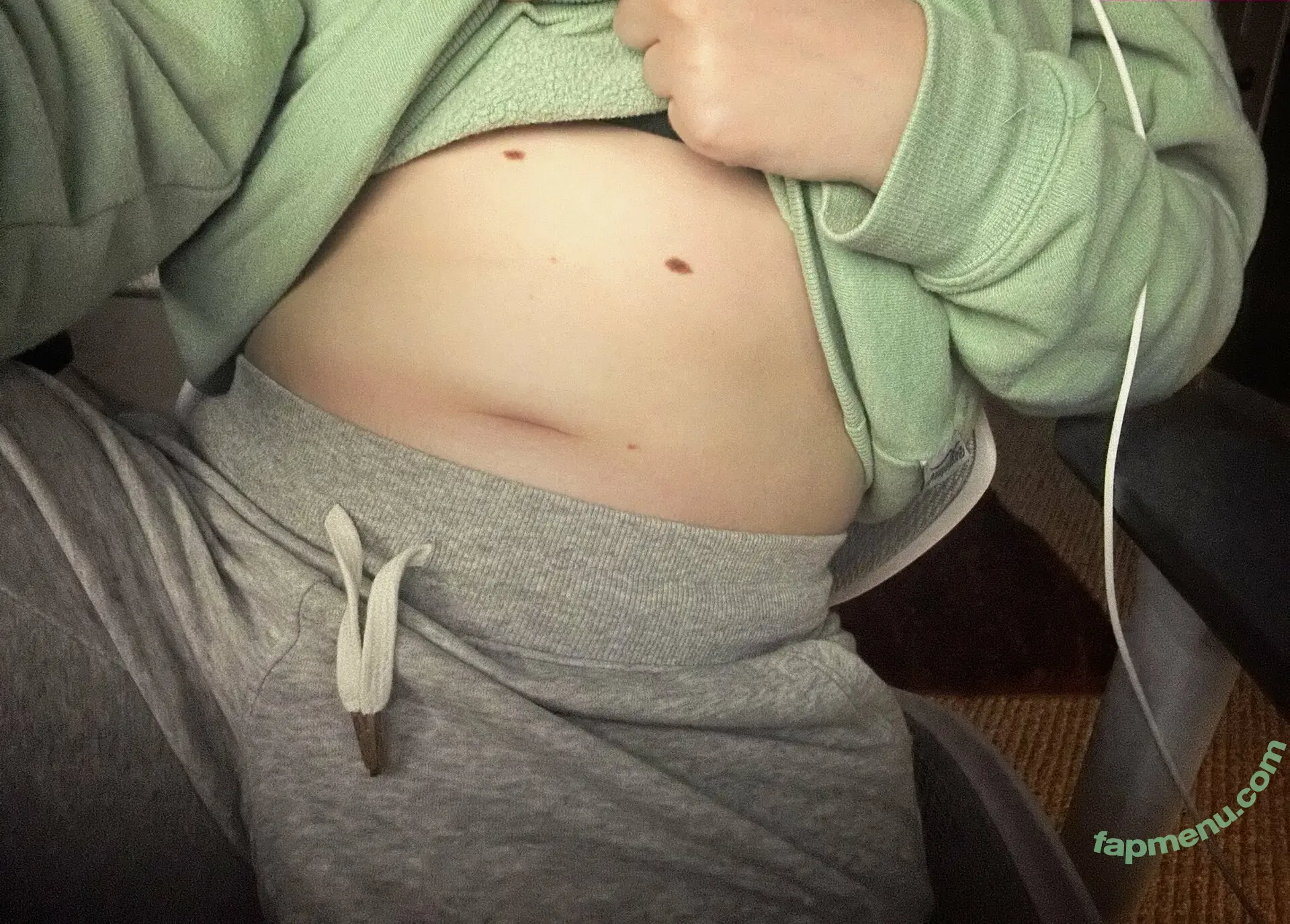 Mitchie Soren nude photo #0046 (sorensroom)