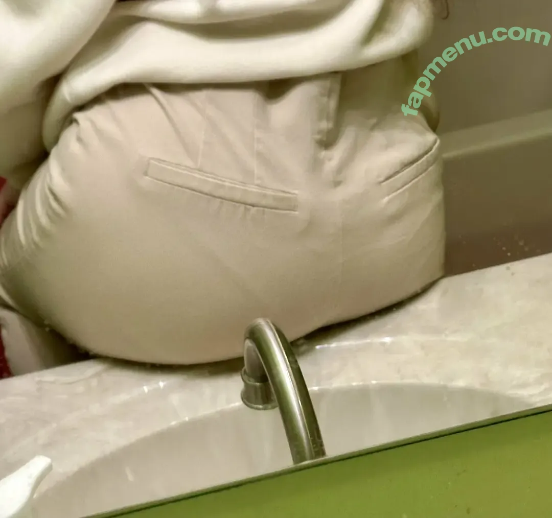 Mitchie Soren nude photo #0053 (sorensroom)