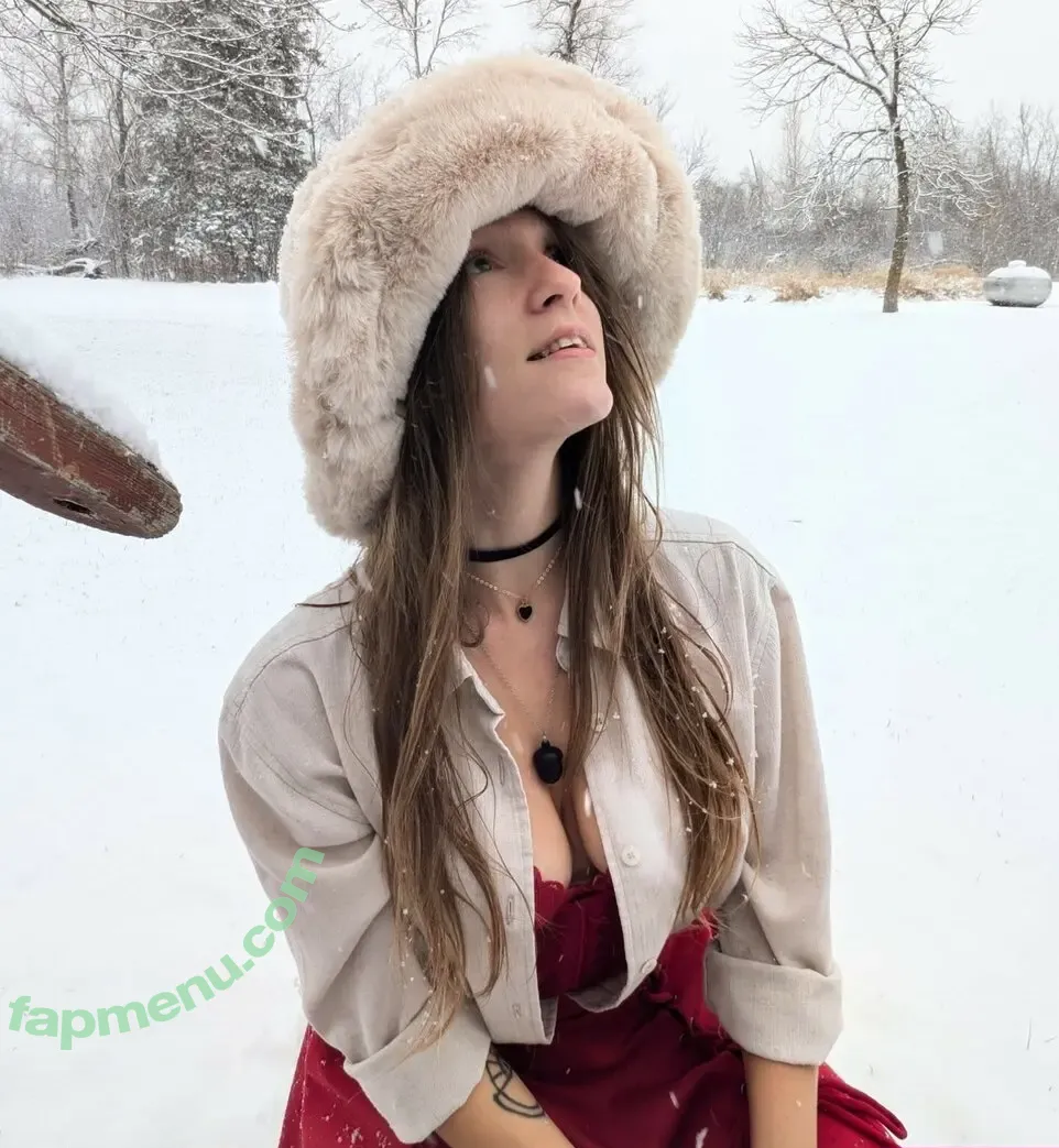 Mithrynkat nude photo #0011 (Katteratter_Gaming)