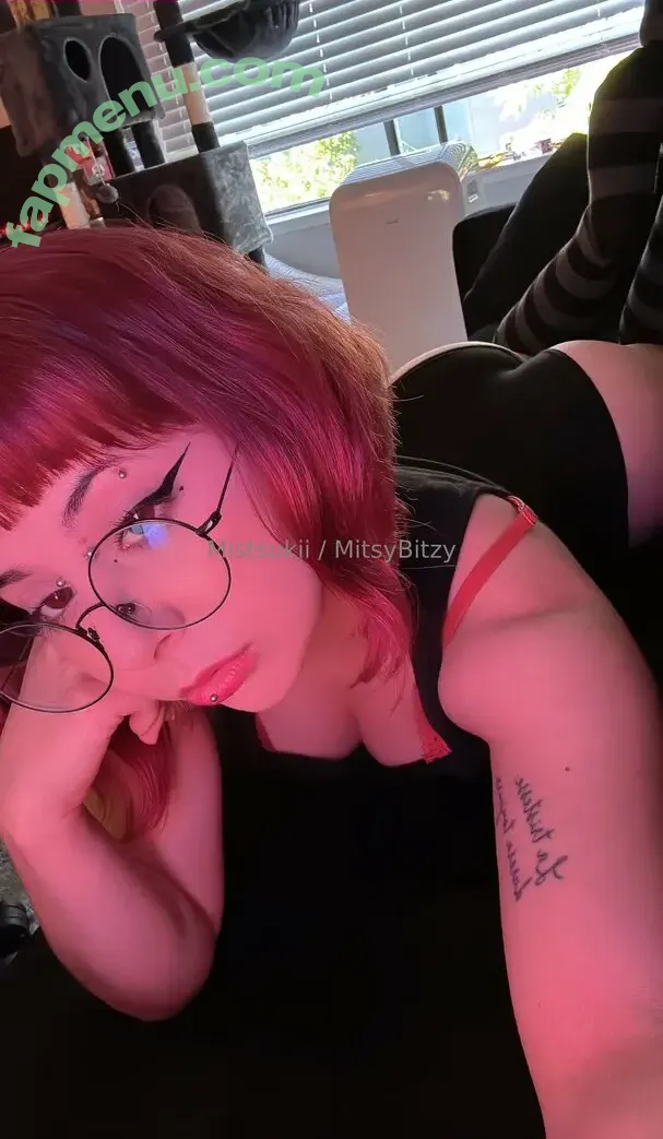 mitsybitzy nude photo #0036 (mitsy.bitzy)