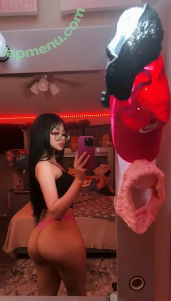 Mitzi nude photo #0004 (mitziii3 / mitziii39 / mymitzi)