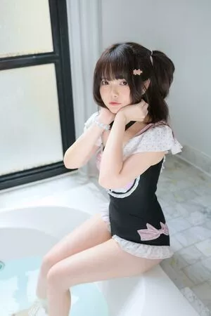 miu_cosplayer / Milky_choco93 / ミウ Cosplayer nude photo #0359