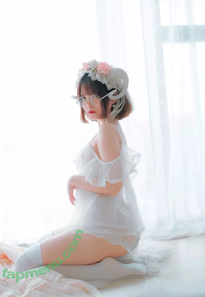miu_cosplayer nude photo #0019 (Milky_choco93 / ミウ Cosplayer)