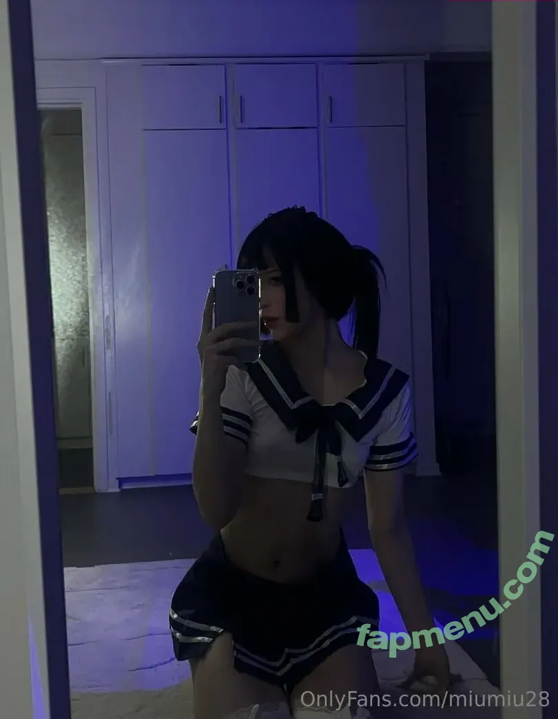 miumiu28 nude photo #0037 (miumiu28)