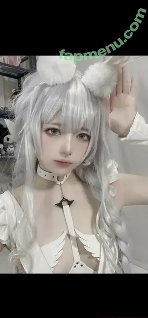 miuu4u / akakumiufree / ミウ nude photo #0004