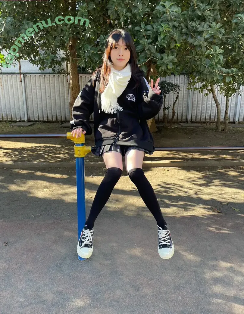 miyuu._.dayo nude photo #0002 (miyuu_miyuyu)