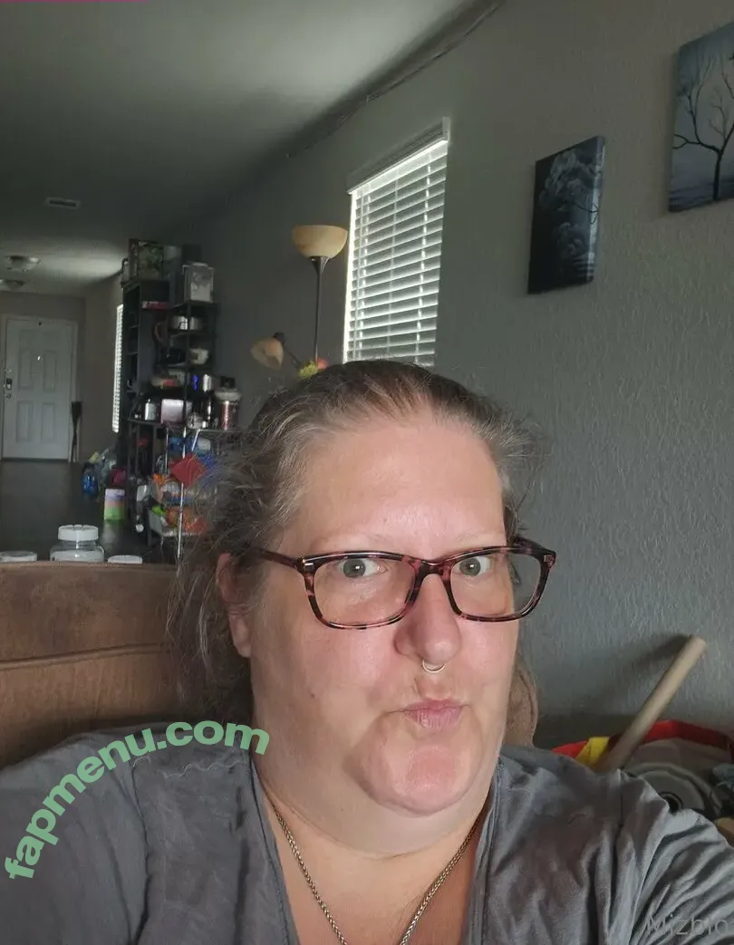 mizblo nude photo #0005 (mizblo)