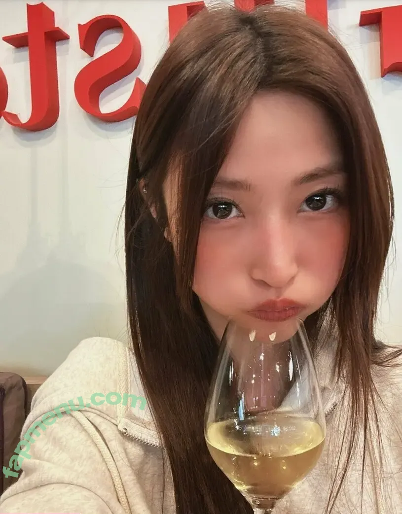 Mizukawasumire nude photo #0226 (Miri Mizuki / mizukawasumireworld)