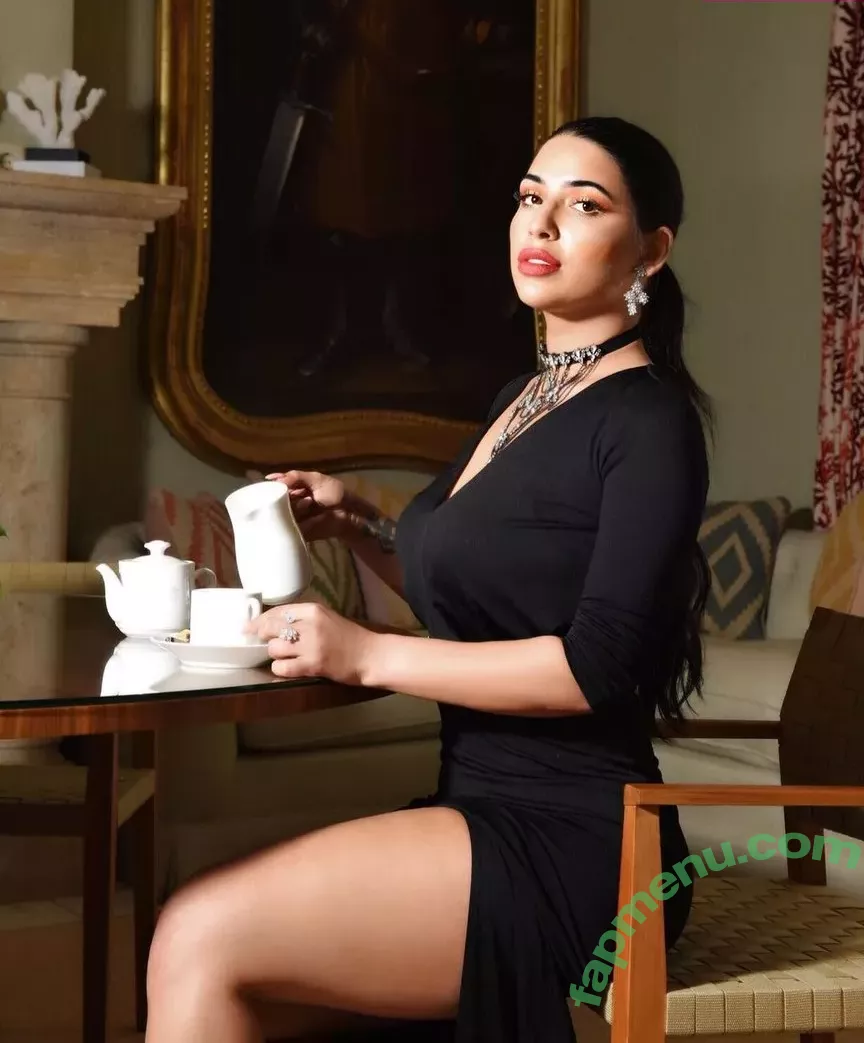 Mizz Ellaa ASMR nude photo #0024 (ellaaa / mizzellaa)
