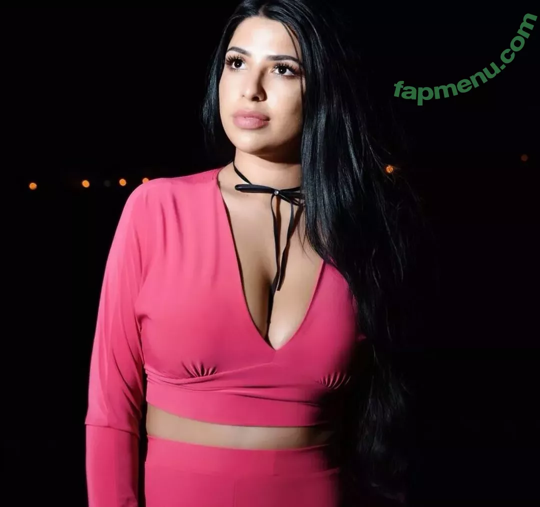 Mizz Ellaa ASMR nude photo #0049 (ellaaa / mizzellaa)