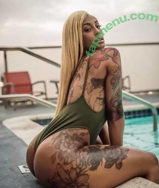 Mizz Twerksum nude photo #0043 (mizztwerksumoffical / theofficialmizztwerksum)