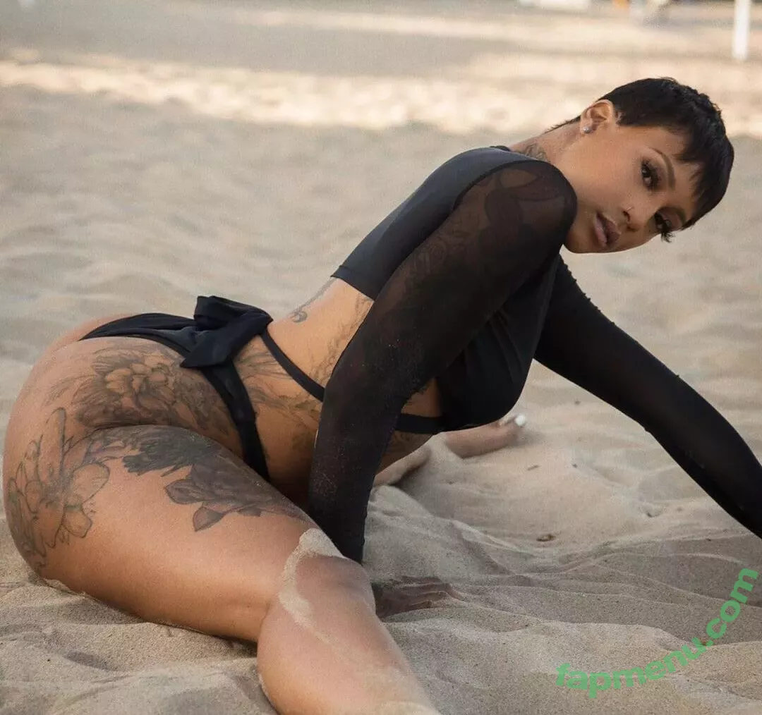 Mizz Twerksum nude photo #0063 (mizztwerksumoffical / theofficialmizztwerksum)