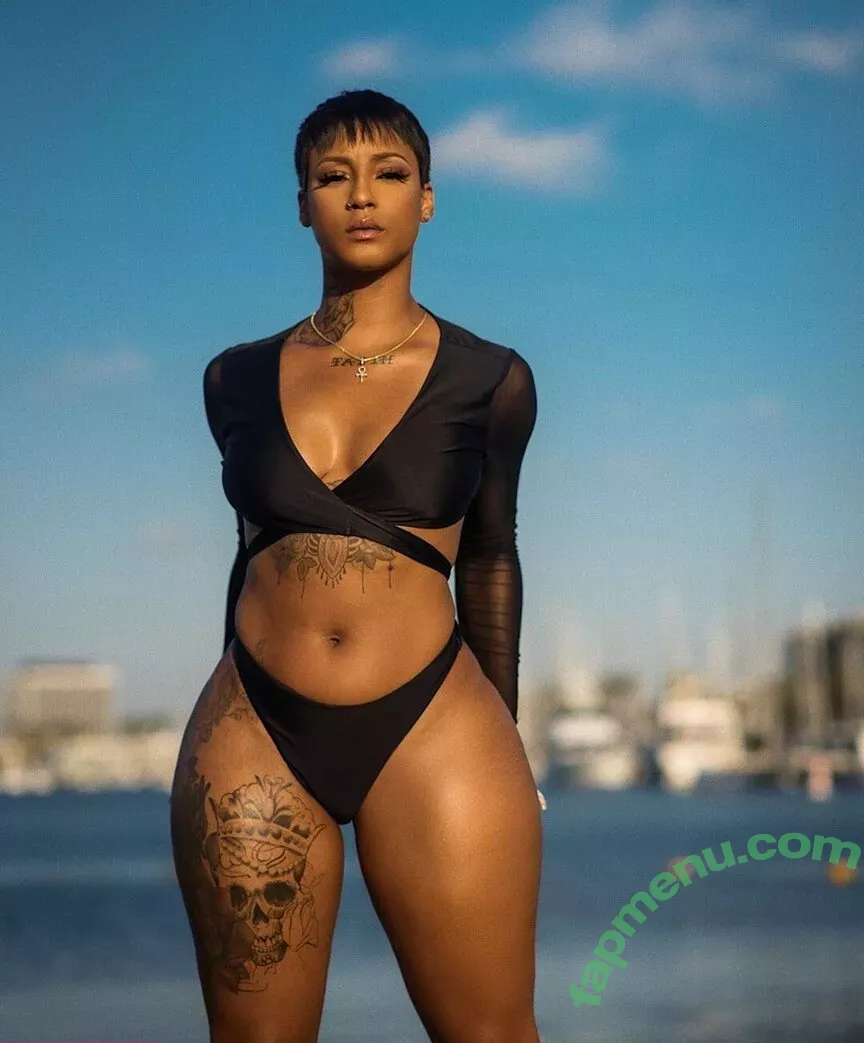 Mizz Twerksum nude photo #0067 (mizztwerksumoffical / theofficialmizztwerksum)