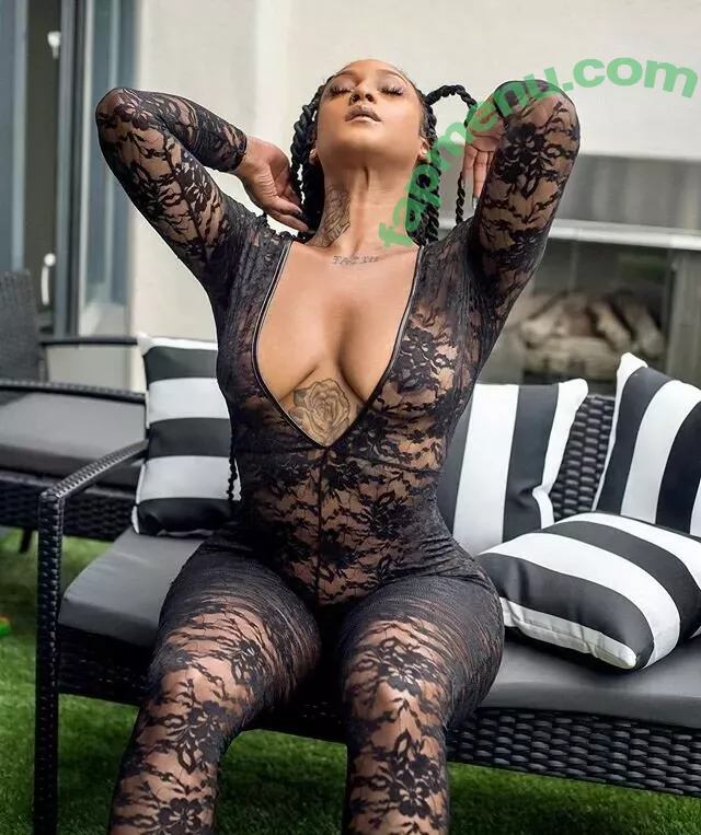 Mizz Twerksum nude photo #0073 (mizztwerksumoffical / theofficialmizztwerksum)