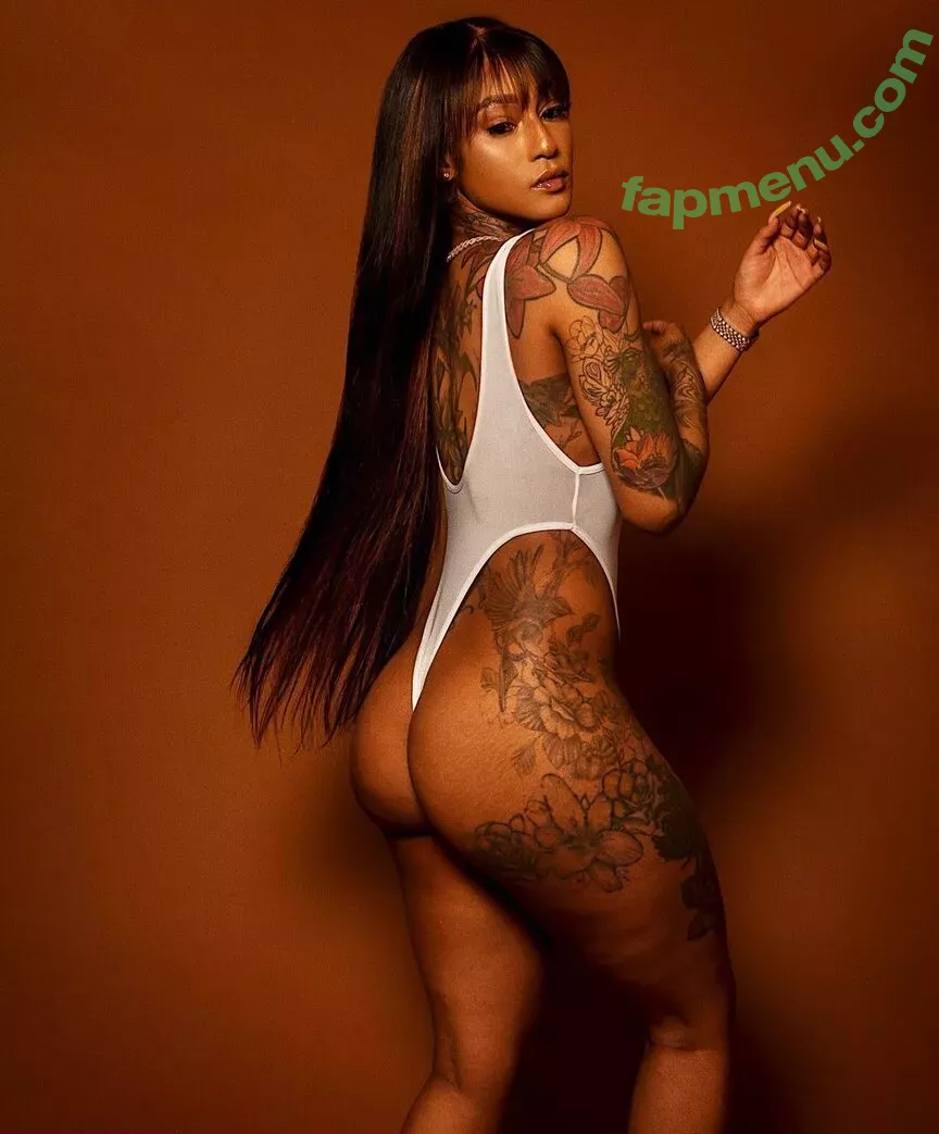 Mizz Twerksum nude photo #0081 (mizztwerksumoffical / theofficialmizztwerksum)