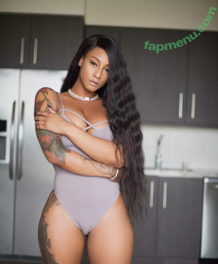 Mizz Twerksum nude photo #0111 (mizztwerksumoffical / theofficialmizztwerksum)