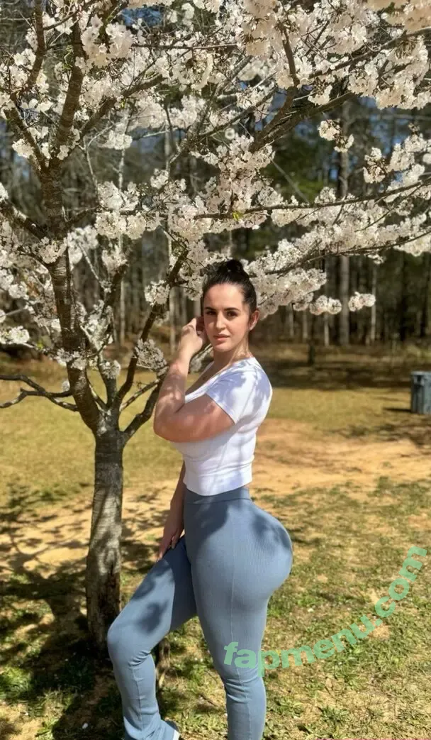 Mizzeves nude photo #0025 (Mizzeves)