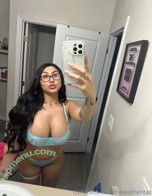 mjaeethebrat / mjaeejadee nude photo #0020