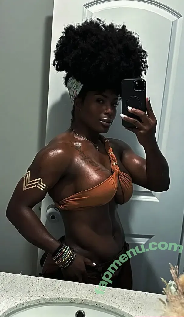 mjafricalove nude photo #0011 (Marian Gbaya)