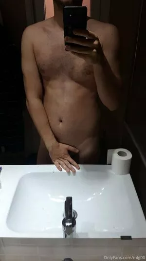 mlg00 / segarkan.mlg00 nude photo #0001