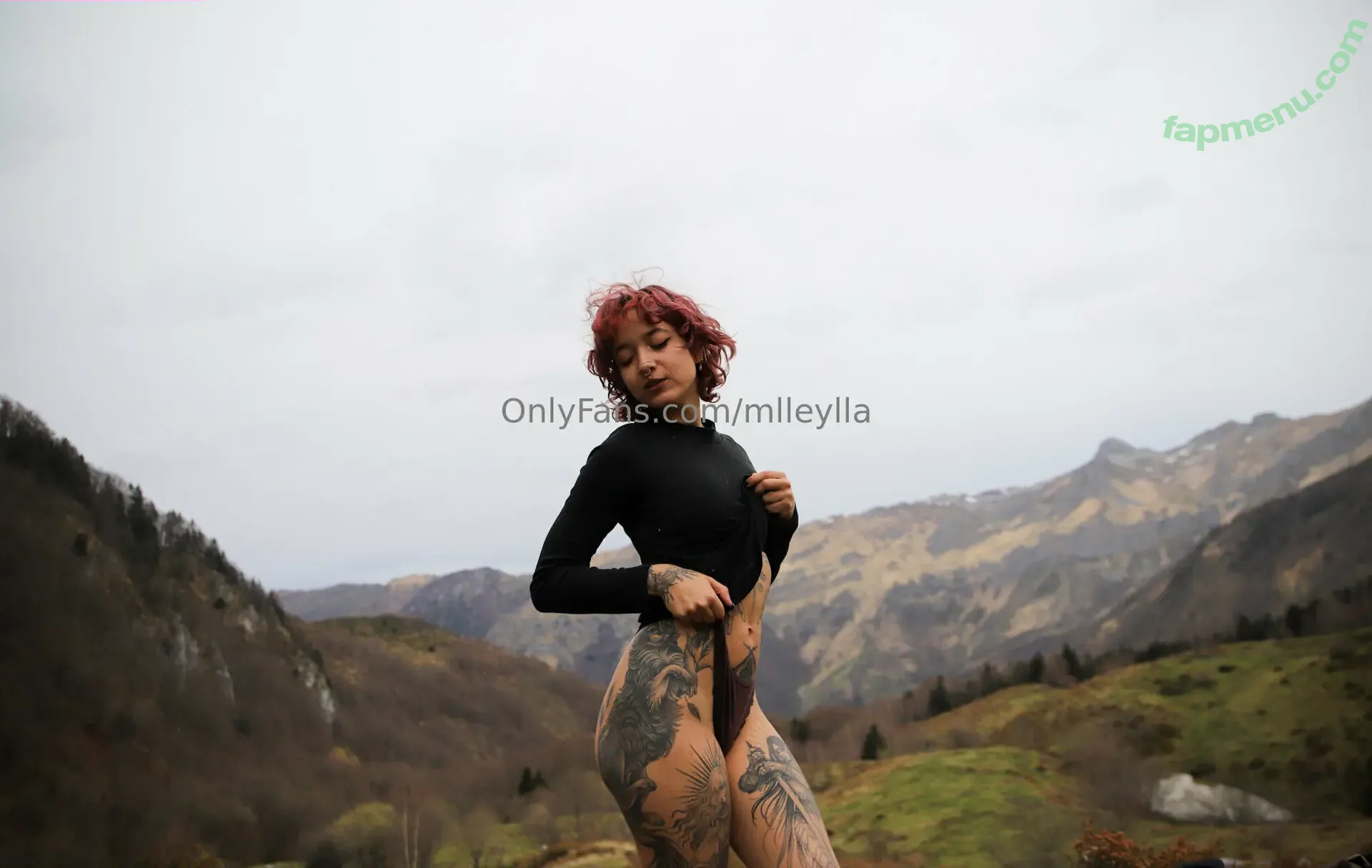 mlleylla nude photo #0046 (mlleylla)