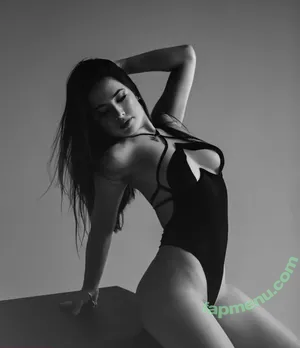  nude photo #0005