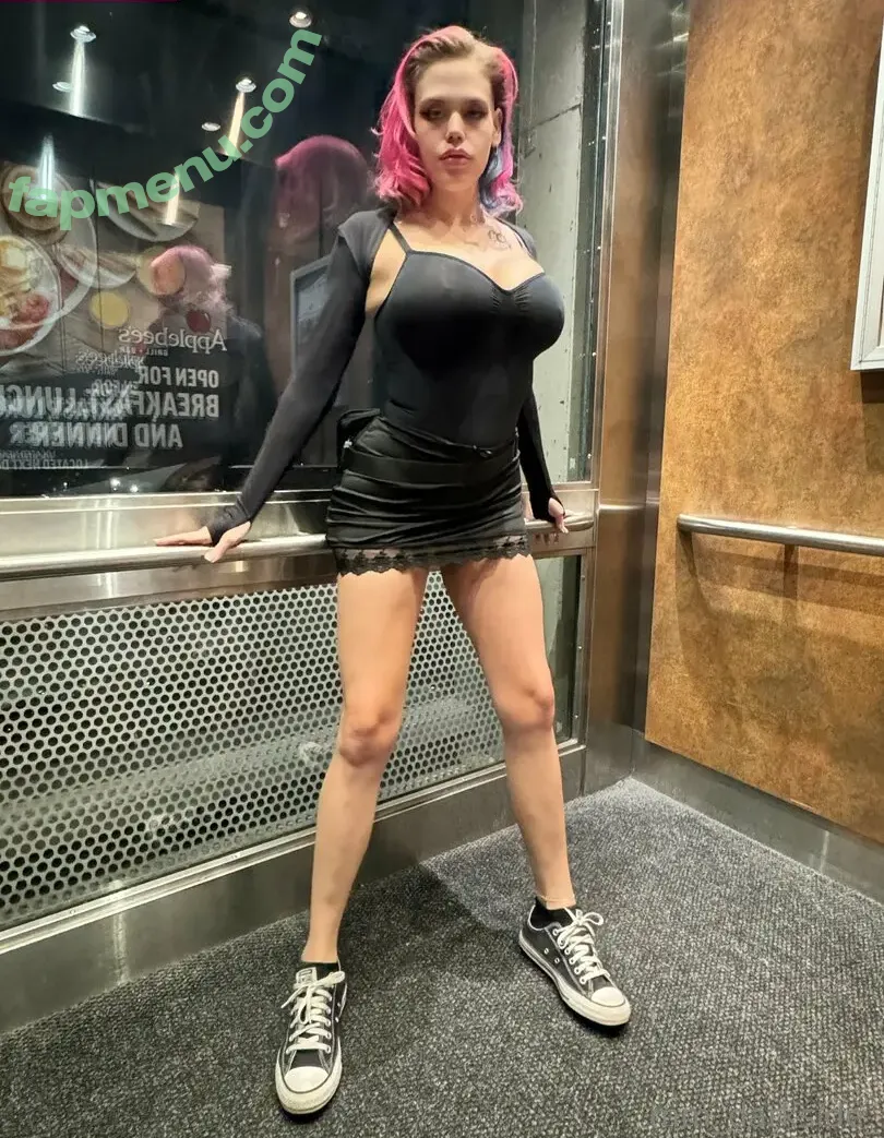 Mm_darkside nude photo #0029 (MiaDarkside Gothbbydoll)