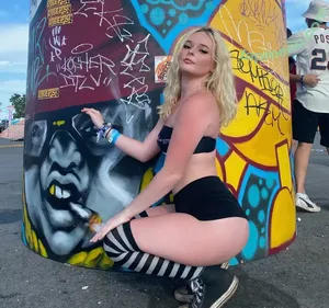 Mmaadddii nude photo #0017