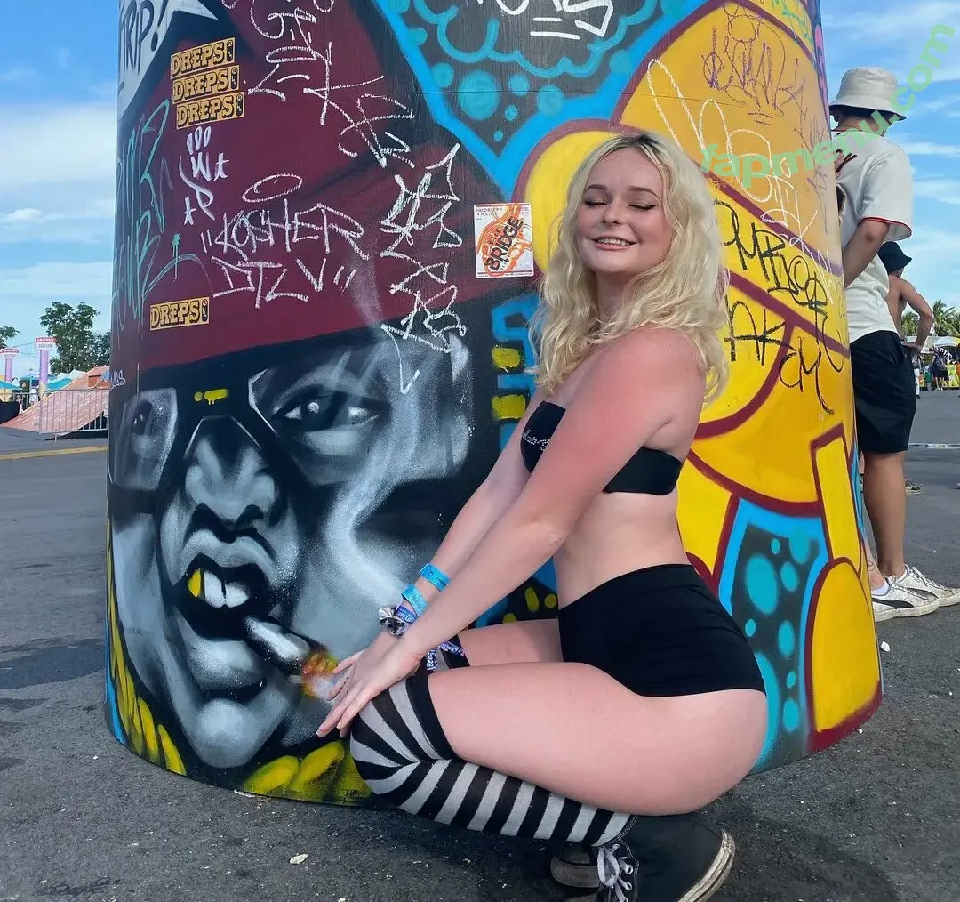 Mmaadddii nude photo #0018 (Mmaadddii)