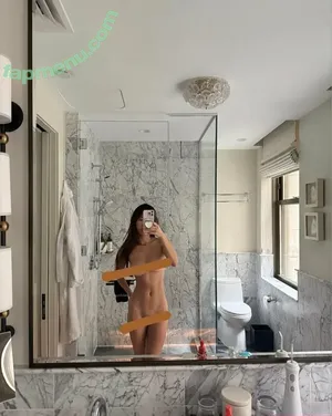  nude photo #0003