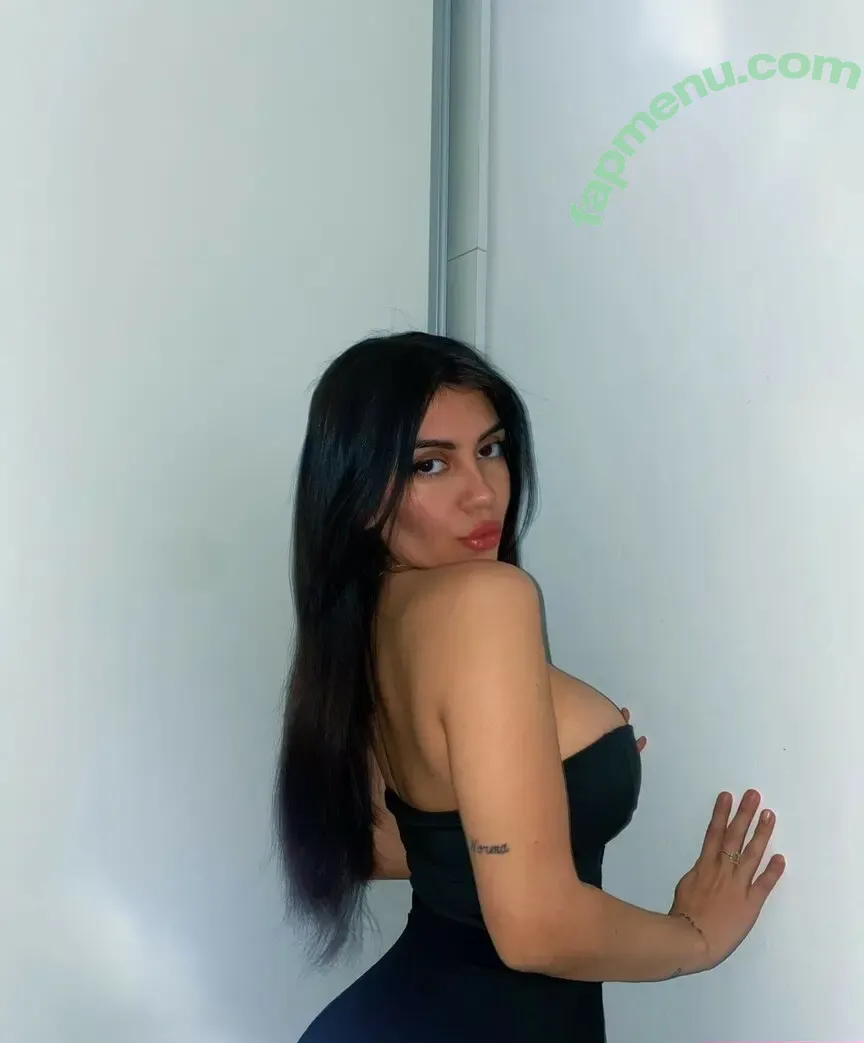 mmarupellegrino nude photo #0004 (maru pellegrino / mmaruxx)