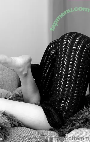 mmcharlottemm / m.m_charlotte nude photo #0027