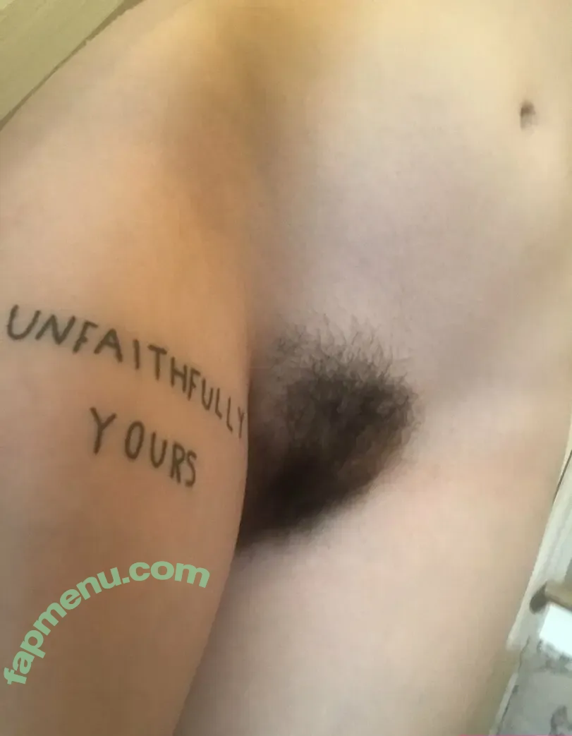 mmecissysubs nude photo #0002 (mme.cissy / mme_cissy)