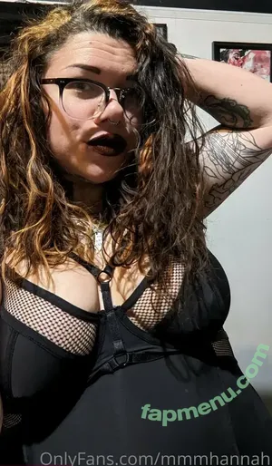 mmmhannah / hannah.muehi nude photo #0010