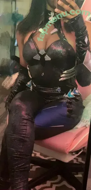 Mmoomilkk / yurdollxx nude photo #0005
